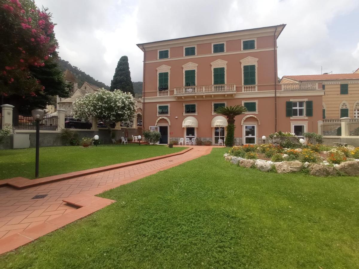 Albergo Madri Pie Noli Zewnętrze zdjęcie